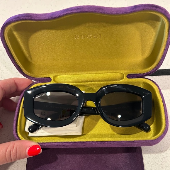 Gucci Geometric frame sunglasses - Picture 1 of 12